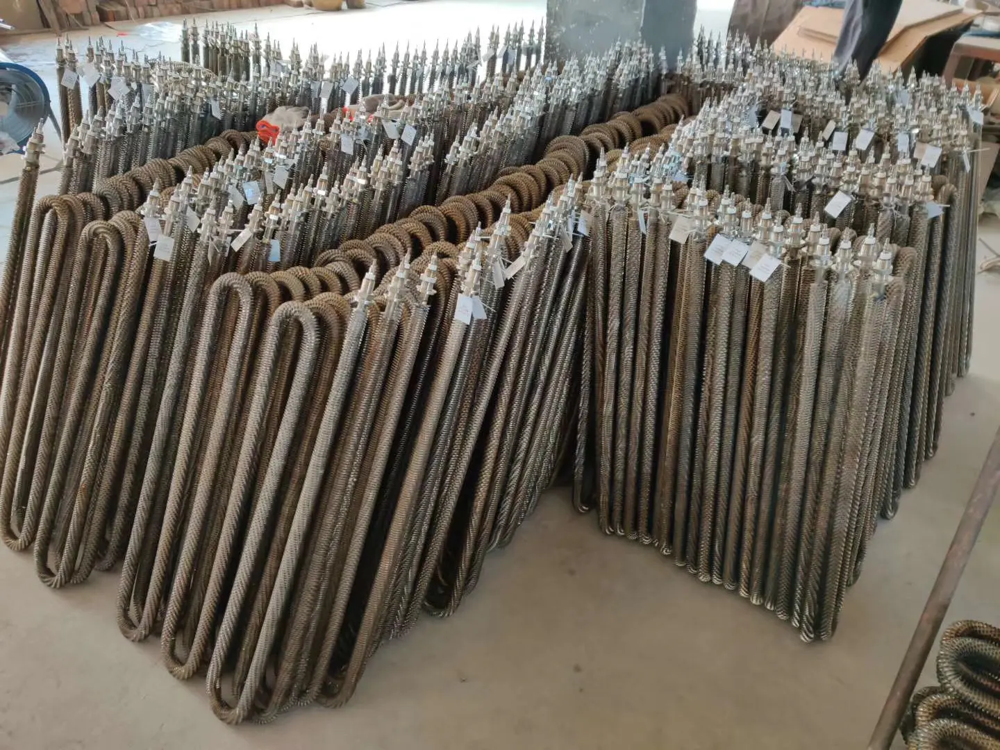 What’s the function of the fins on fin heating element?