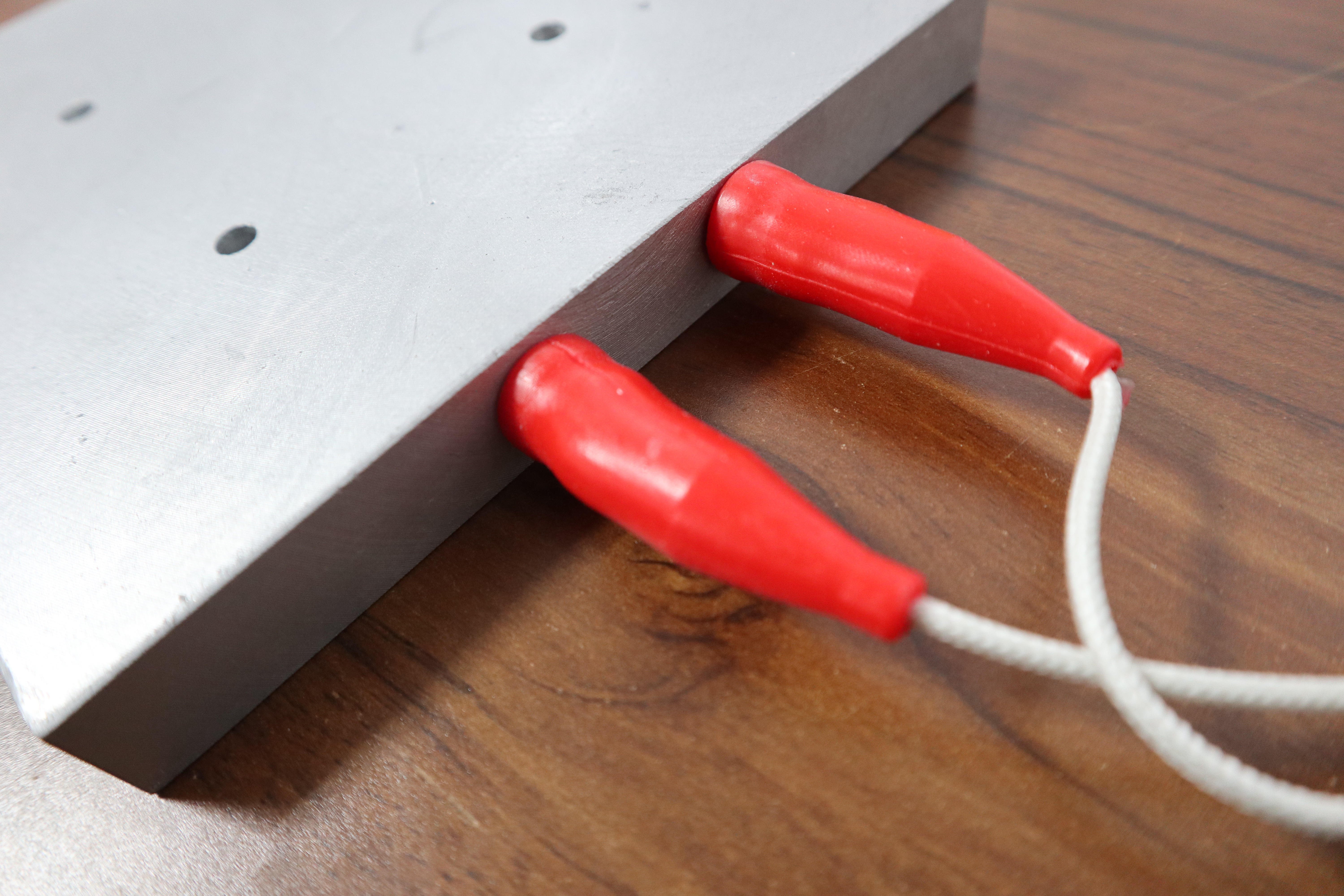 Cast aluminum heating plate