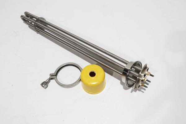 Flange mounted heater